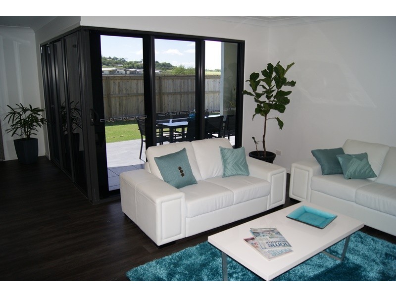13 Eleanor Drive, Beaconsfield QLD 4740