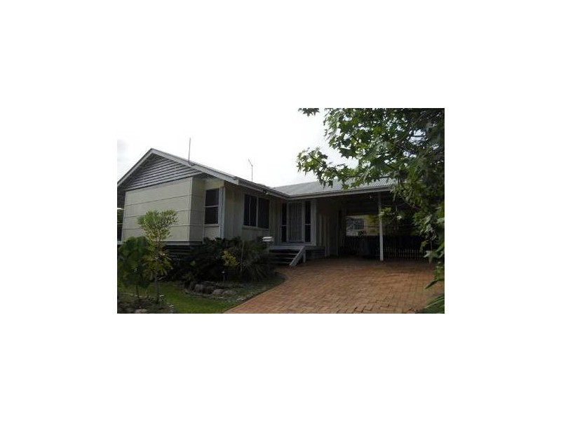 1 Grace Crescent, Slade Point QLD 4740