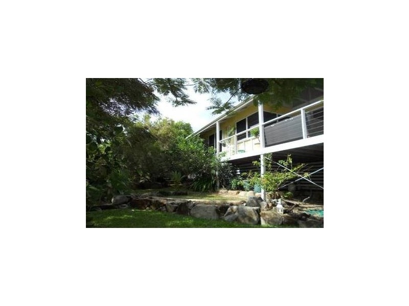 1 Grace Crescent, Slade Point QLD 4740
