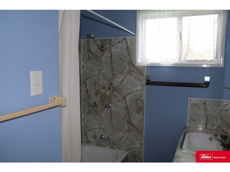 30 Eaglemount Road, Andergrove QLD 4740