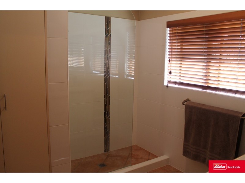 1 Howard Street, Hay Point QLD 4740