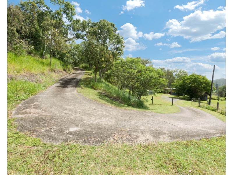 489 Yakapari-Seaforth Rd, Kuttabul QLD 4741