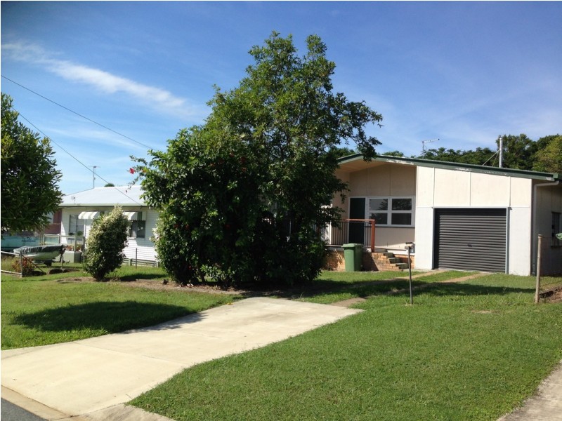 15 Roberts Avenue, North Mackay QLD 4740