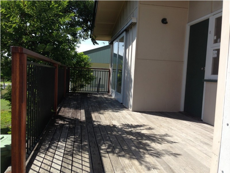 15 Roberts Avenue, North Mackay QLD 4740