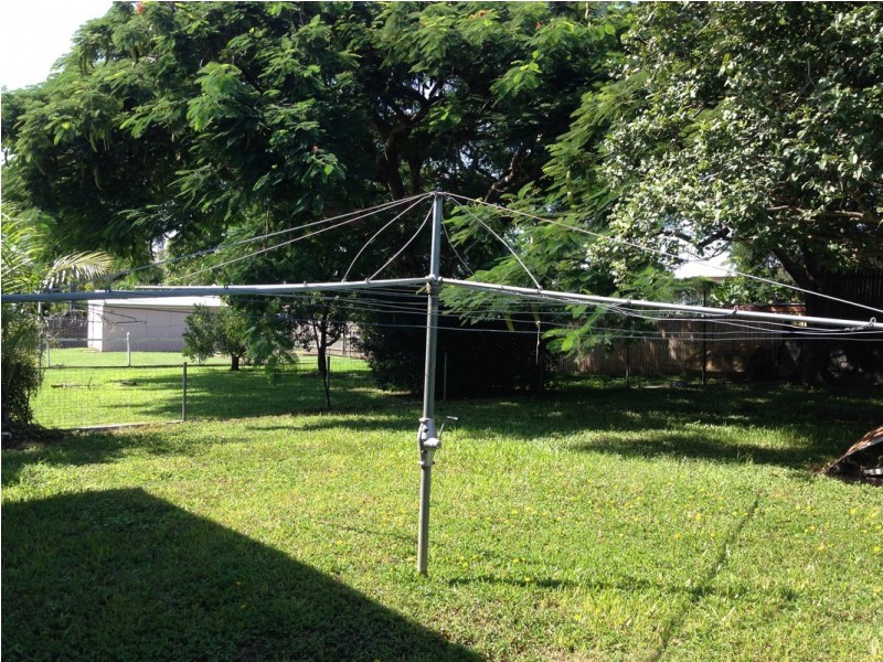 15 Roberts Avenue, North Mackay QLD 4740