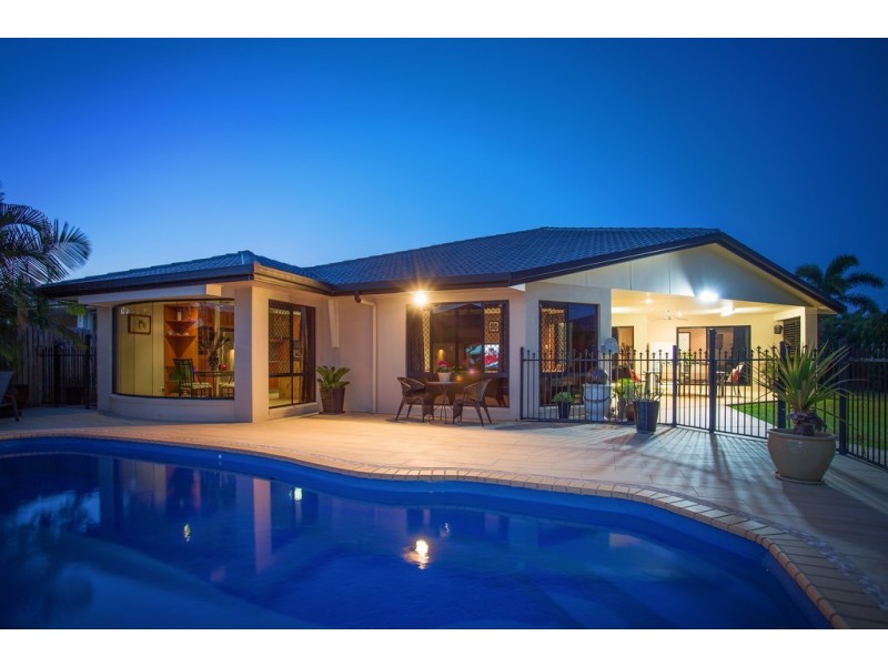17 Romaine Court, Glenella QLD 4740