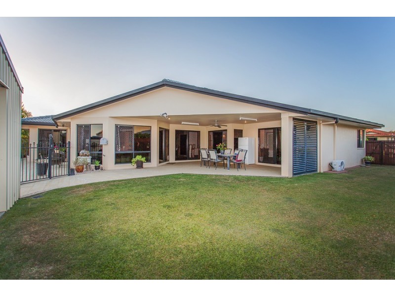17 Romaine Court, Glenella QLD 4740