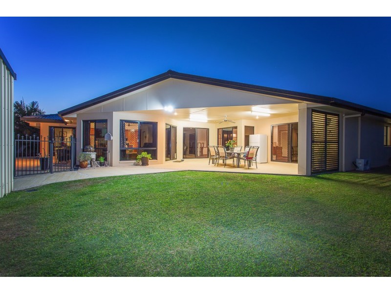 17 Romaine Court, Glenella QLD 4740