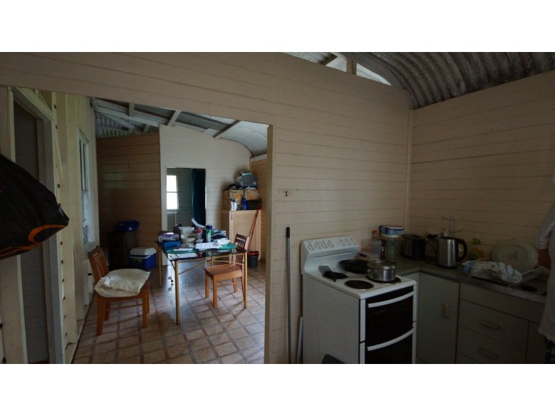 435 Shakespeare Street, West Mackay QLD 4740