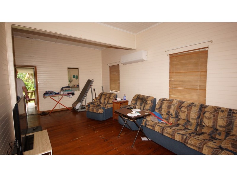 435 Shakespeare Street, West Mackay QLD 4740