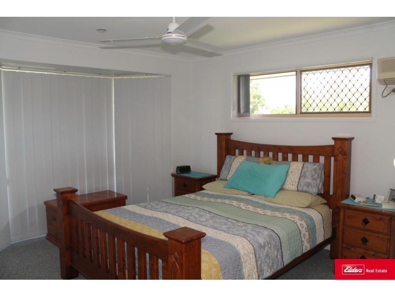 41 Schapers Road, Glenella QLD 4740