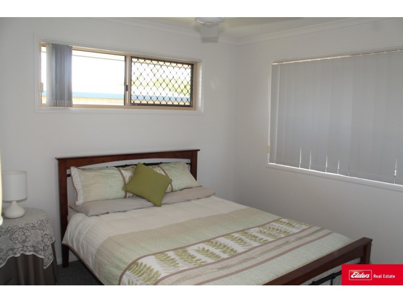 41 Schapers Road, Glenella QLD 4740