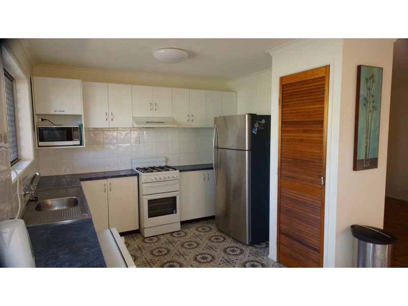 3 Coral Drive, Blacks Beach QLD 4740