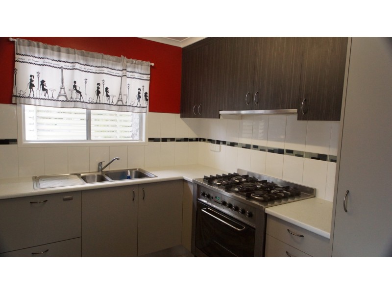 16 Jarrah Street, Beaconsfield QLD 4740