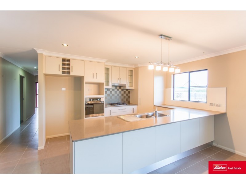 31 Bowden Crescent, Marian QLD 4753