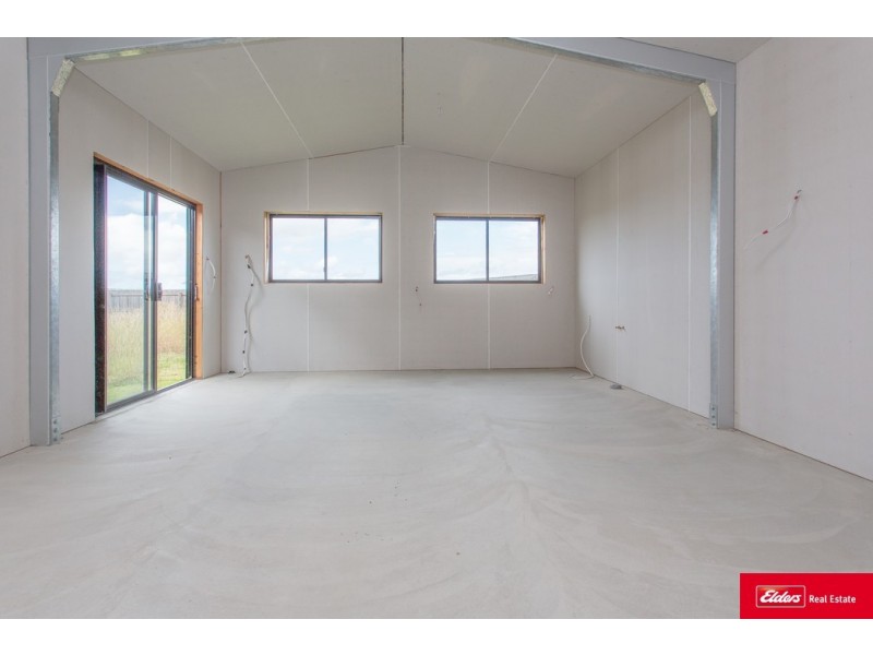 31 Bowden Crescent, Marian QLD 4753