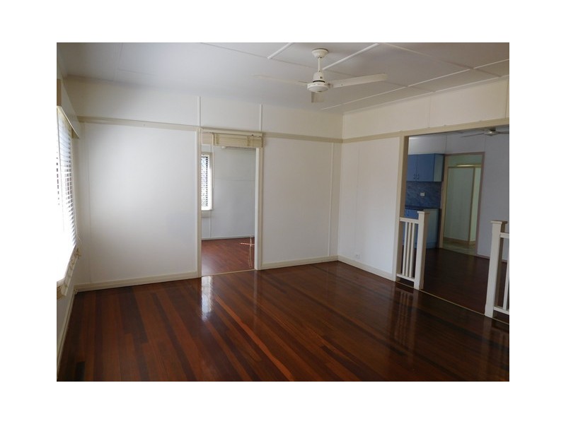 17 Pratt Street, South Mackay QLD 4740