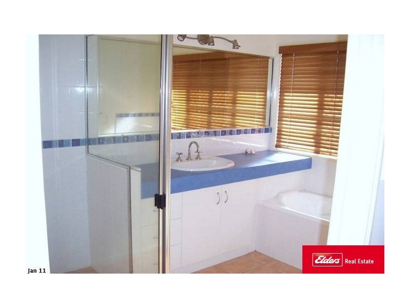 1 Kensington Court, Glenella QLD 4740
