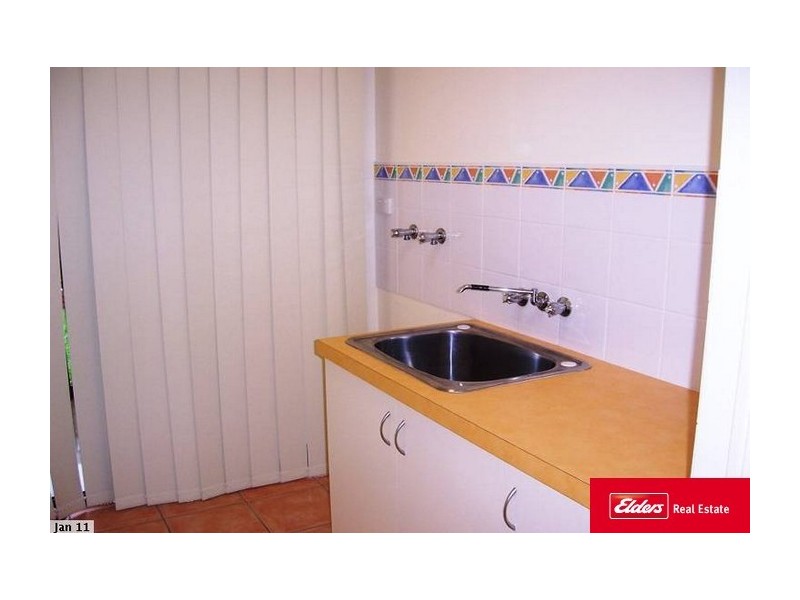 1 Kensington Court, Glenella QLD 4740