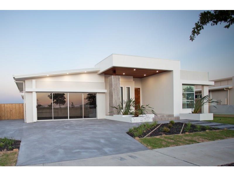 3 Boardrider Boulevard, Shoal Point QLD 4750