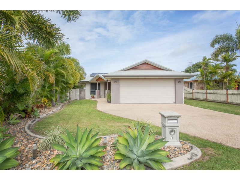 1 Douglas Crescent, Rural View QLD 4740