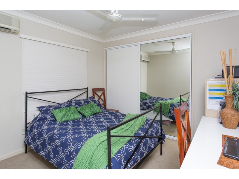 1 Douglas Crescent, Rural View QLD 4740