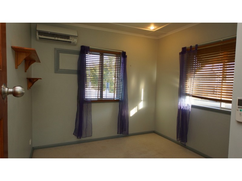 22 Milne Lane, West Mackay QLD 4740