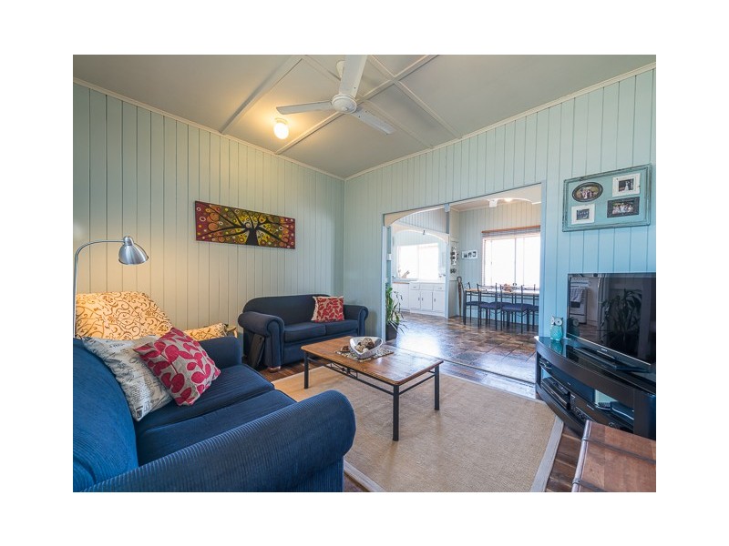 9 Steen Street, South Mackay QLD 4740