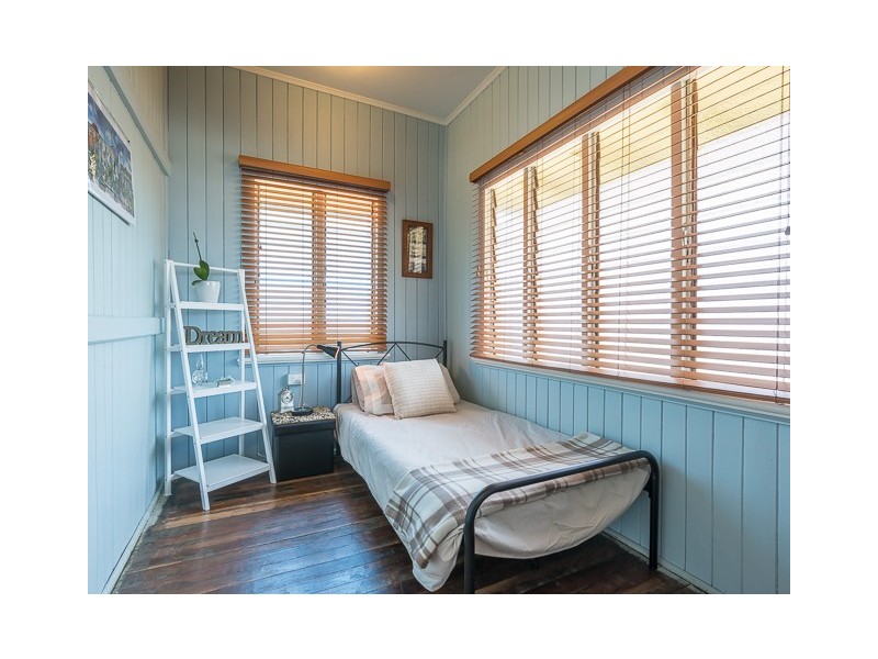 9 Steen Street, South Mackay QLD 4740