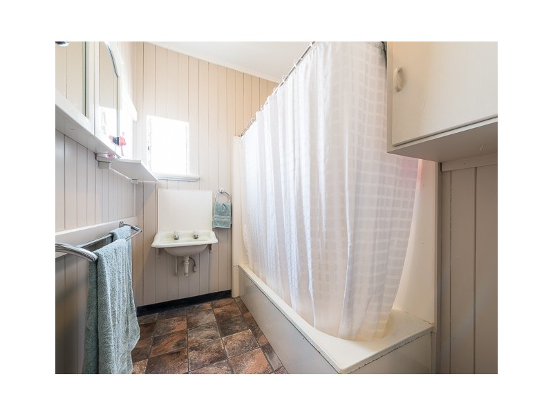 9 Steen Street, South Mackay QLD 4740