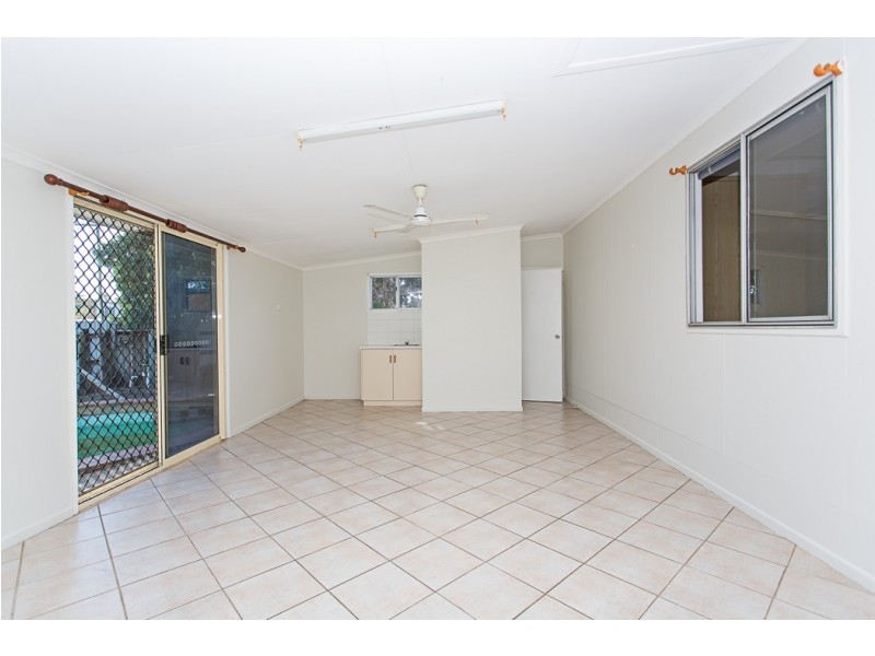22 Janz Street, Slade Point QLD 4740