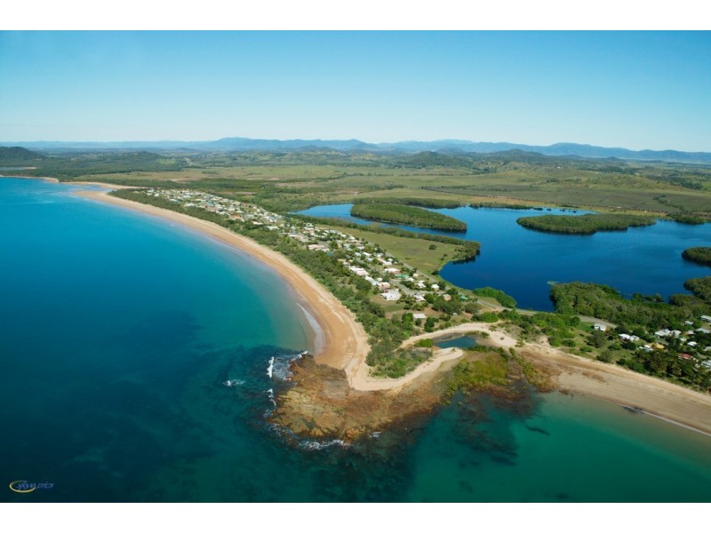 19 Peninsula Drive, Hay Point QLD 4740