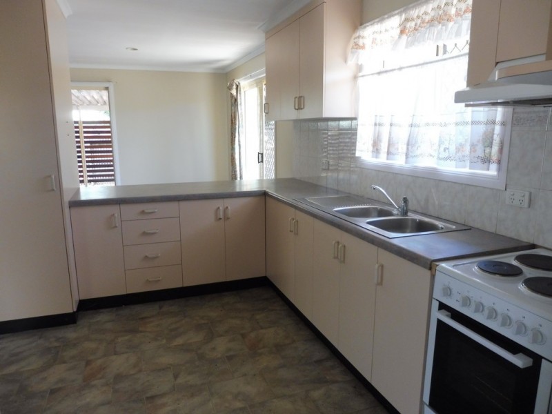 15 Kristy Crescent, Eimeo QLD 4740