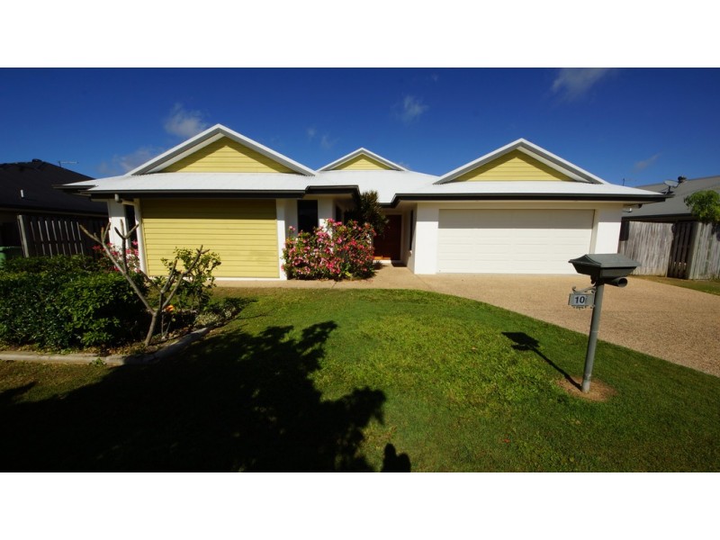 10 Narrabeen Street, Blacks Beach QLD 4740