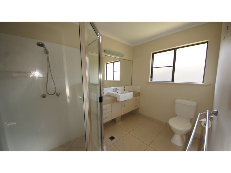 10 Narrabeen Street, Blacks Beach QLD 4740