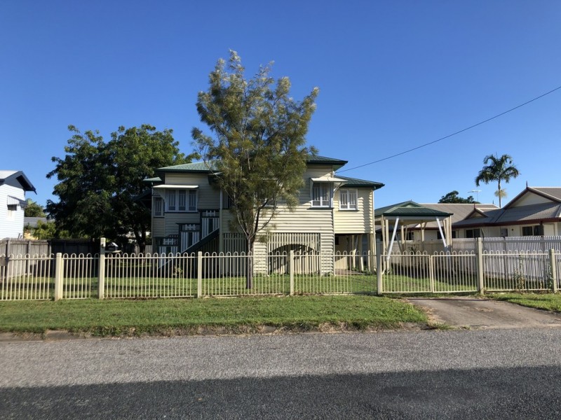 4 Sneyd Street, West Mackay QLD 4740