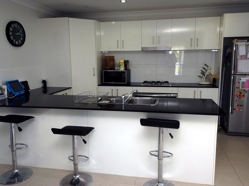21 Phoenix Crescent, Rural View QLD 4740