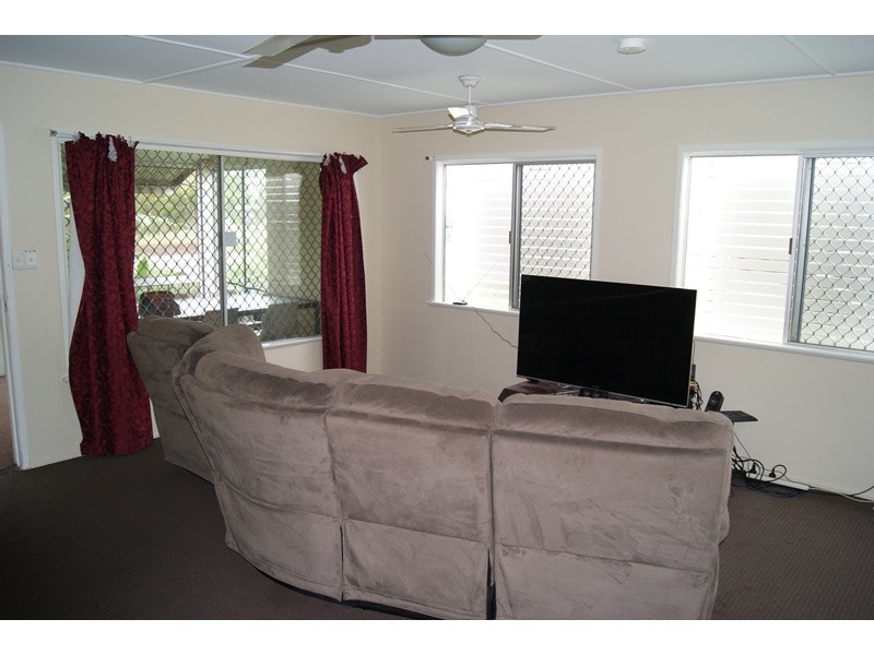 65 Paradise St, South Mackay QLD 4740