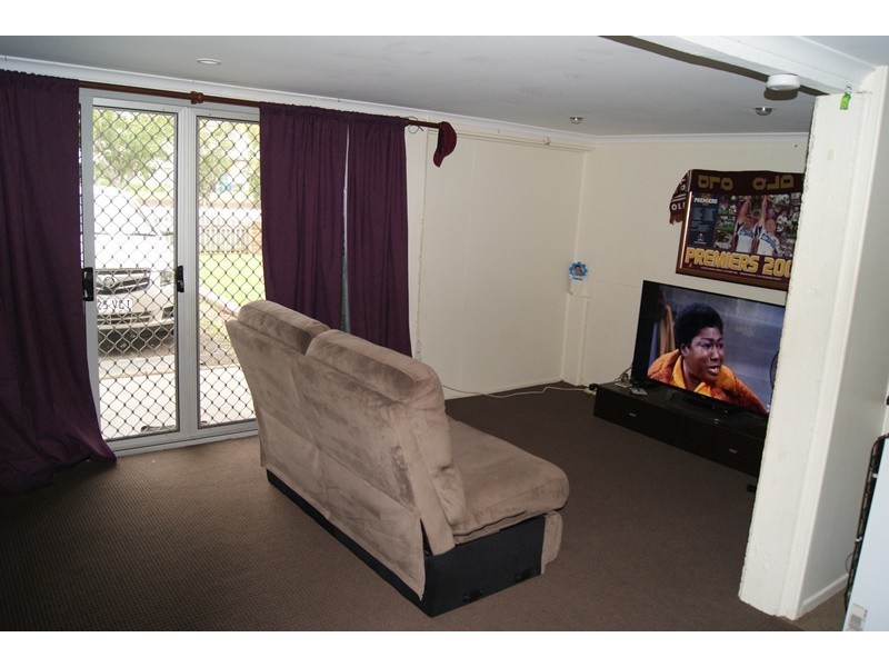 65 Paradise St, South Mackay QLD 4740