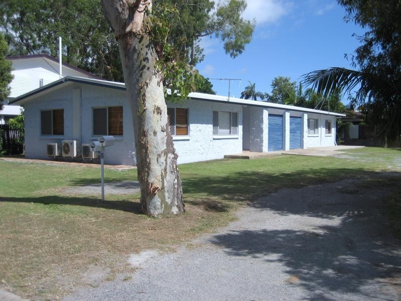 1/8 Vicky Court, Andergrove QLD 4740