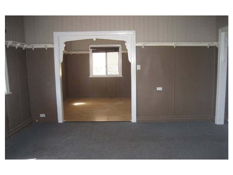 30 Hunter Street, West Mackay QLD 4740