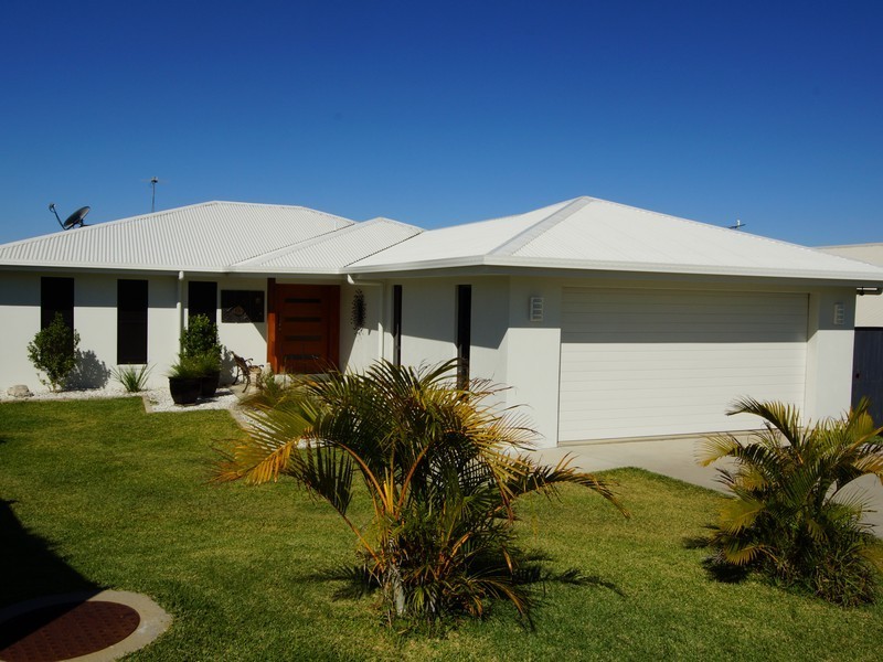 14 Bjelke Circuit, Rural View QLD 4740