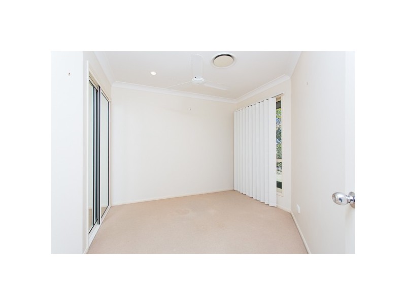 6 Marine Parade, Bucasia QLD 4750