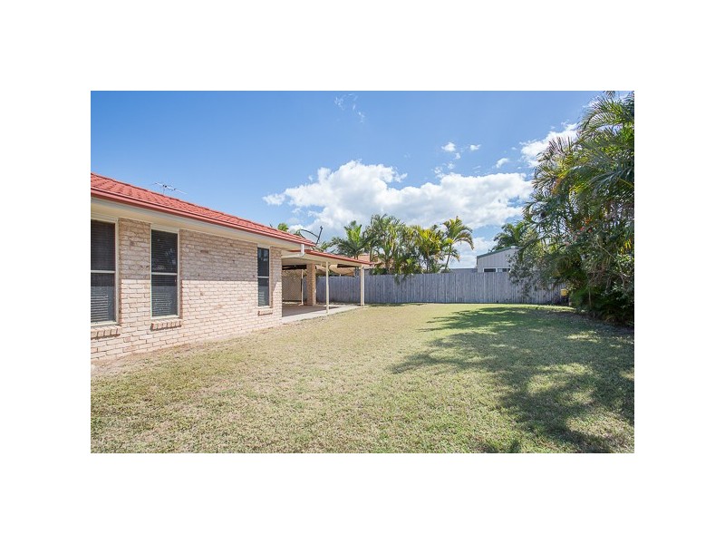 6 Marine Parade, Bucasia QLD 4750