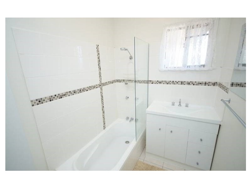 16 Dalrymple Street, East Mackay QLD 4740