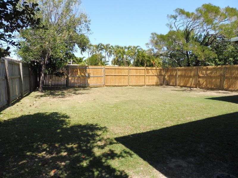 44 Mansfield Drive, Beaconsfield QLD 4740