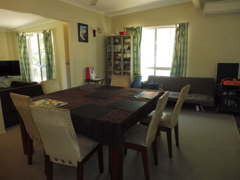 44 Mansfield Drive, Beaconsfield QLD 4740
