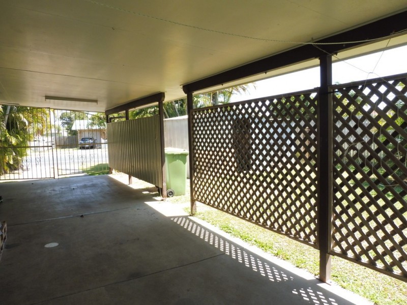 44 Mansfield Drive, Beaconsfield QLD 4740