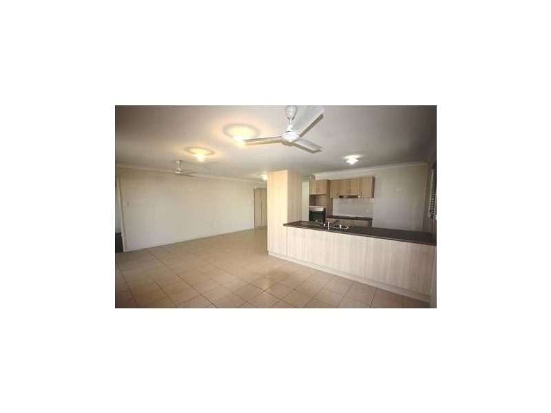 19 Crestview Crescent, Bucasia QLD 4750