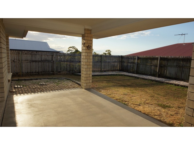 19 Crestview Crescent, Bucasia QLD 4750